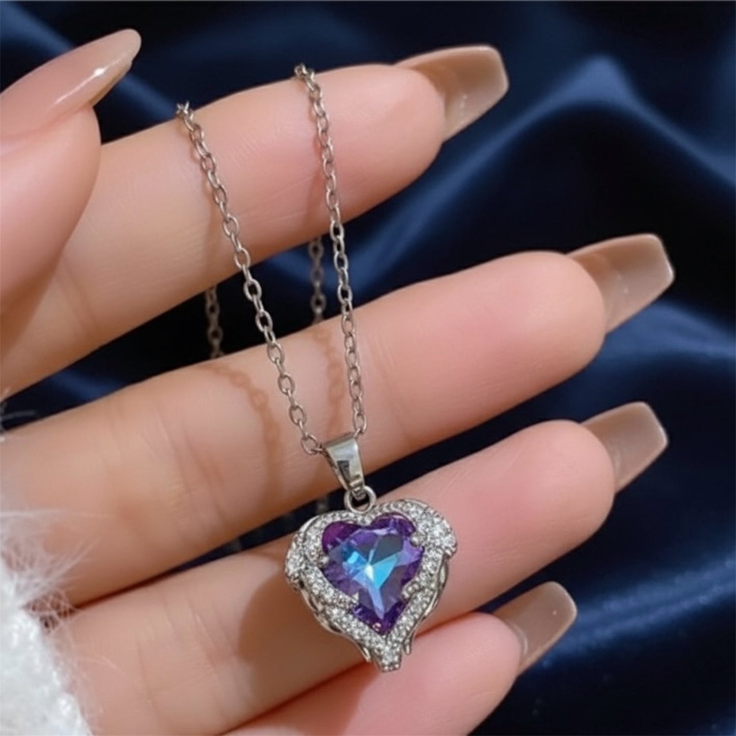 Okyanus Kalbi Çelik Kolye