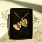 Kalp Desenli Fotoğraflı Kolye