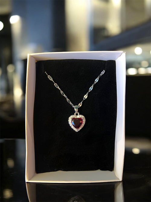 Kırmızı Kalp Kolye