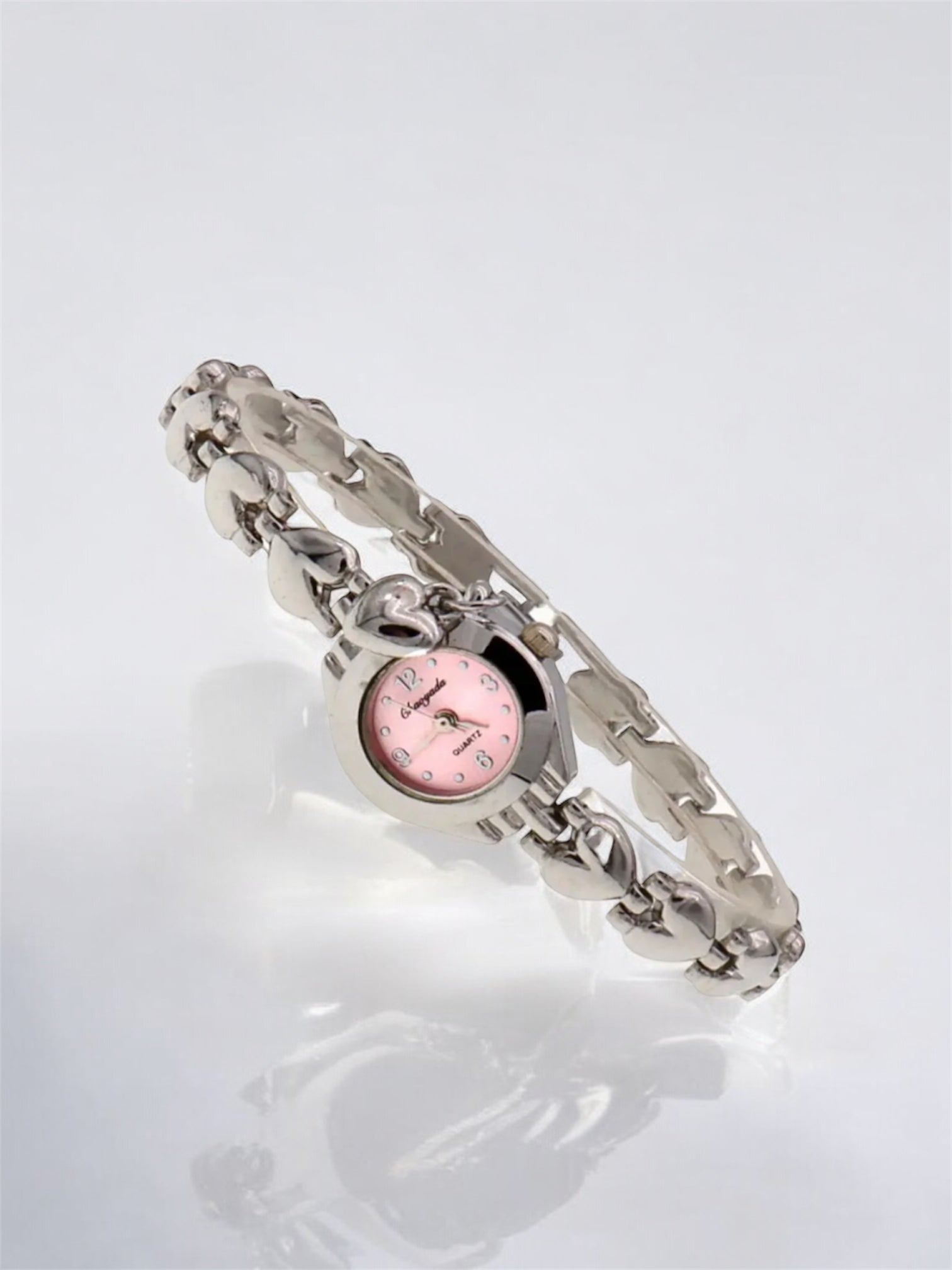 Pembe Vintage Charmlı Saat