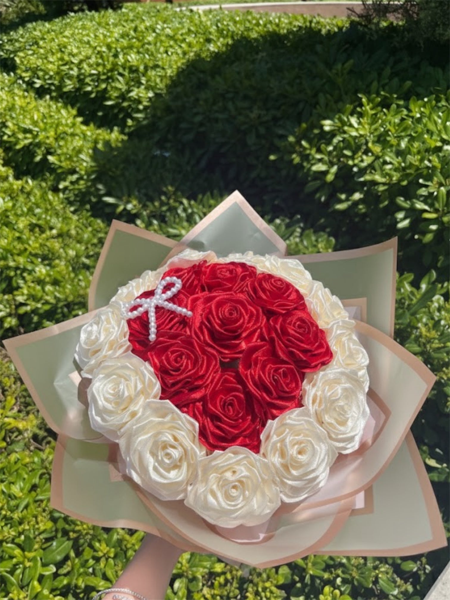 Kırmızı-Beyaz 19’lu Solmayan Buket